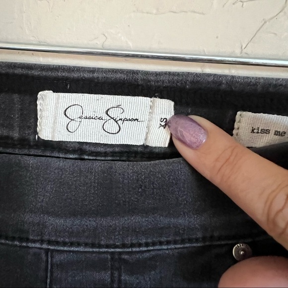 Jessica Simpson Faded Black Kiss Me Pull On Jeggings - Picture 6 of 9